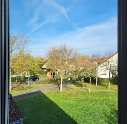 Appartement Schoene Mit Eigenem Eingang Und Parkplatz *
